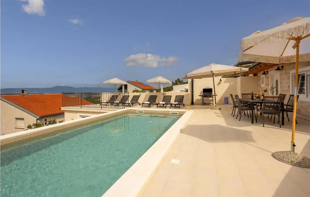 Nice Home In Dramalj With Wi-Fi Hırvatistan
